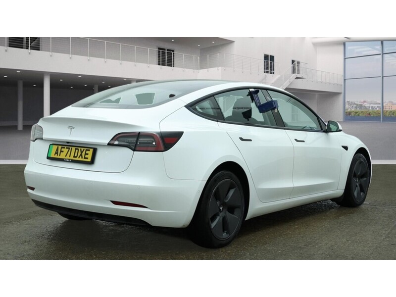 Tesla Model 3 Standard Range Plus - U11410