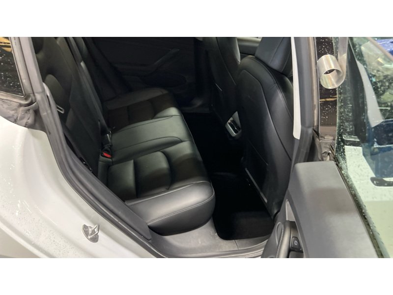 Tesla Model 3 Standard Range Plus - U11410