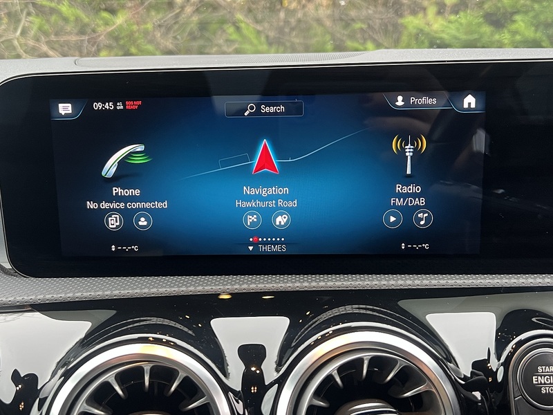 Mercedes-Benz CLA CLA250e AMG Line - U11411