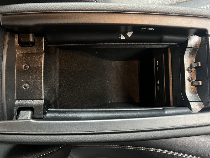 Mercedes-Benz CLA CLA250e AMG Line - U11411