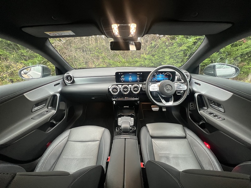 Mercedes-Benz CLA CLA250e AMG Line - U11411