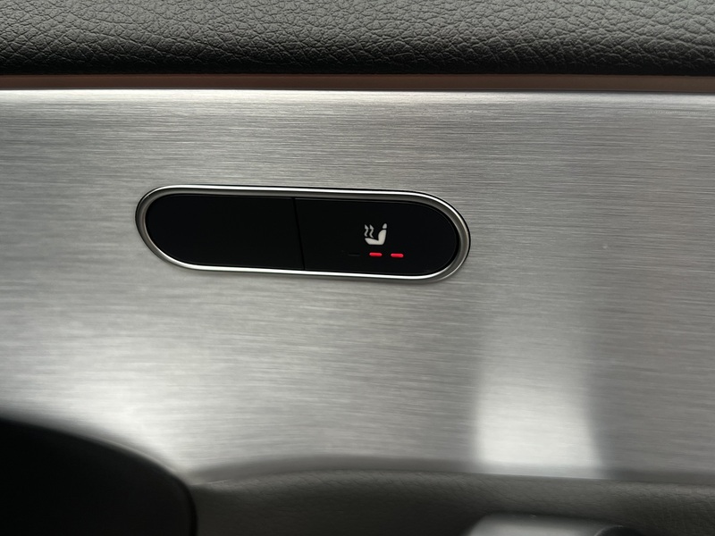 Mercedes-Benz CLA CLA250e AMG Line - U11411