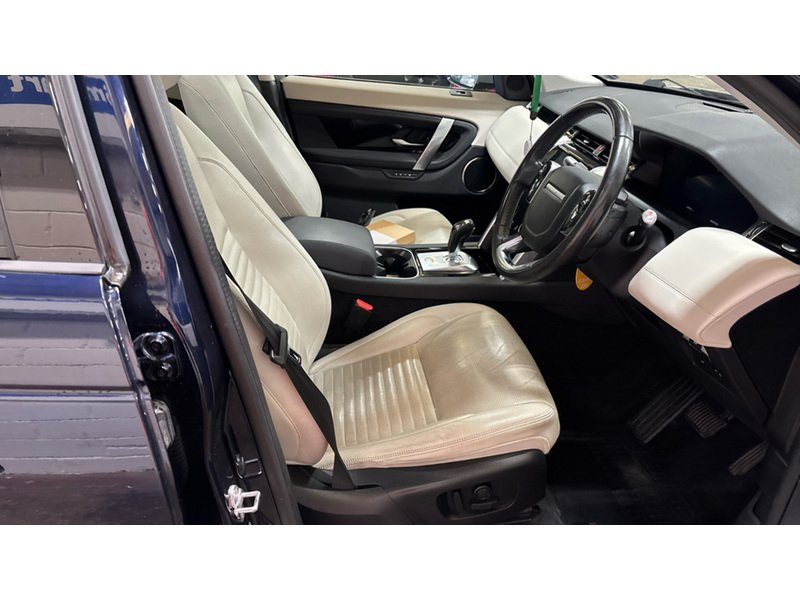 Land Rover Discovery Sport D180 MHEV SE - U11412