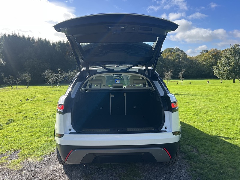 Land Rover Range Rover Velar D180 S - U11413