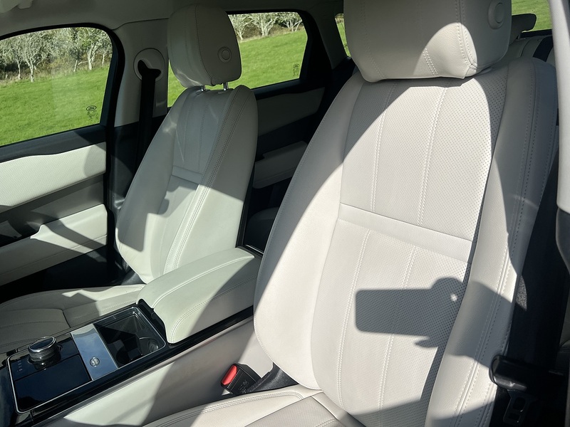 Land Rover Range Rover Velar D180 S - U11413