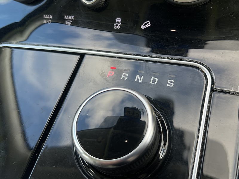 Land Rover Range Rover Velar D180 S - U11413