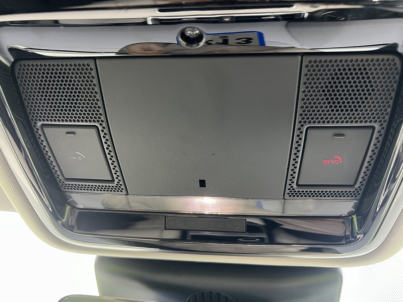 Land Rover Range Rover Velar D180 S - U11413
