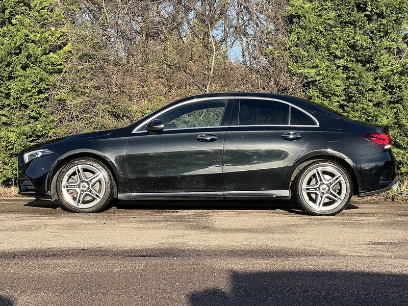 Mercedes-Benz A Class A250e AMG Line - U11414