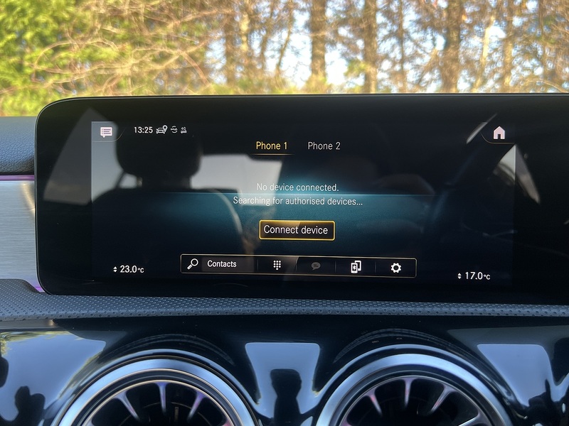 Mercedes-Benz A Class A250e AMG Line - U11414