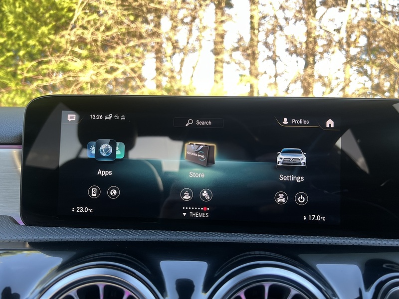 Mercedes-Benz A Class A250e AMG Line - U11414