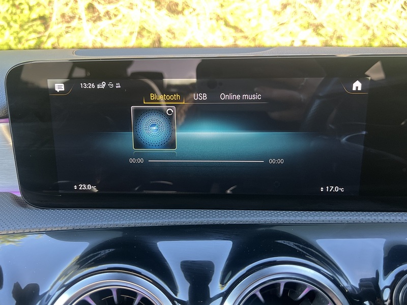 Mercedes-Benz A Class A250e AMG Line - U11414