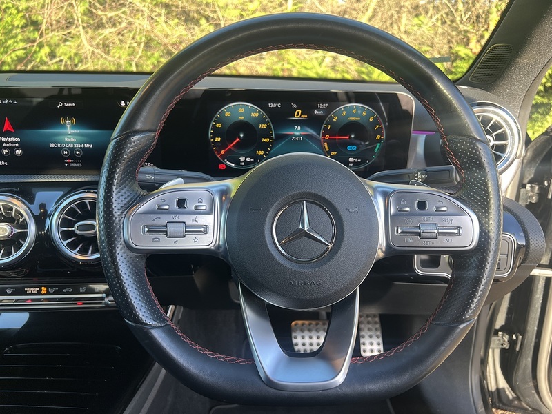 Mercedes-Benz A Class A250e AMG Line - U11414