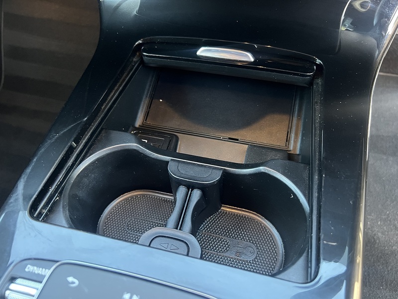 Mercedes-Benz A Class A250e AMG Line - U11414