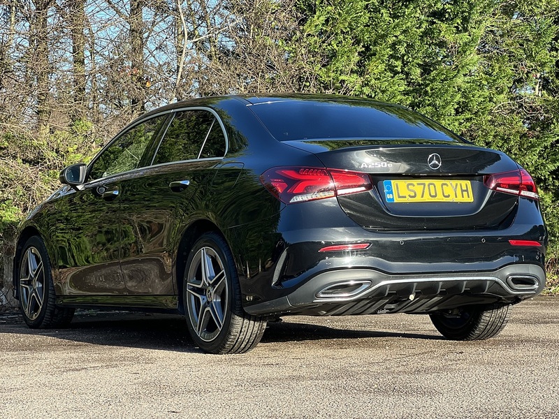 Mercedes-Benz A Class A250e AMG Line - U11414