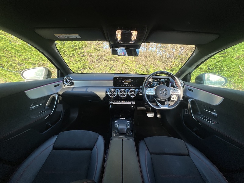 Mercedes-Benz A Class A250e AMG Line - U11414