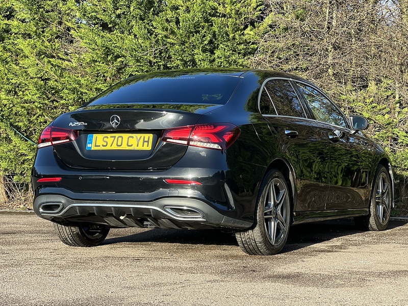 Mercedes-Benz A Class A250e AMG Line - U11414