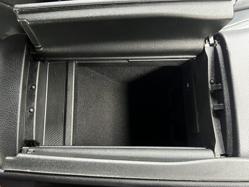 Mercedes-Benz GLE GLE300d AMG Line - U11418