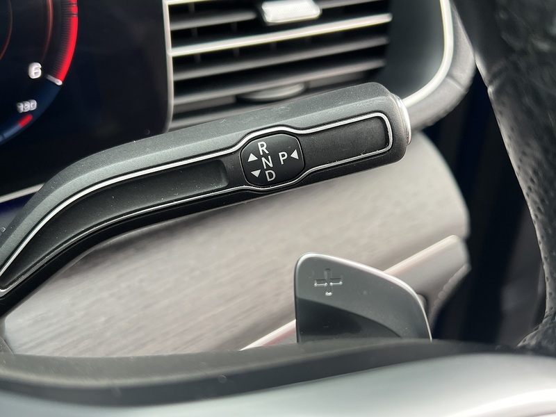 Mercedes-Benz GLE GLE300d AMG Line - U11418