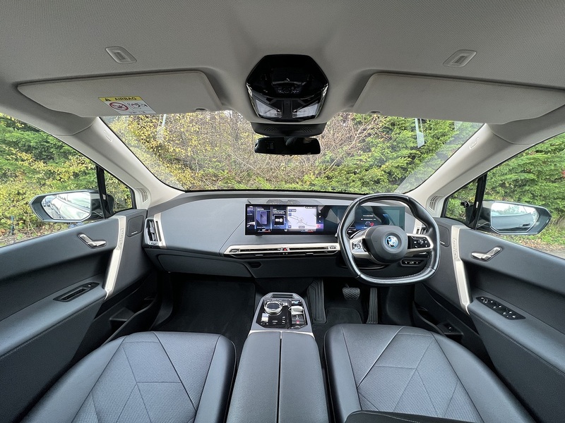 BMW iX 40 Sport - U11419