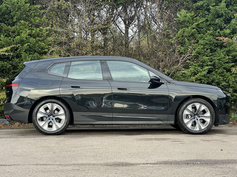 BMW iX 40 Sport - U11419