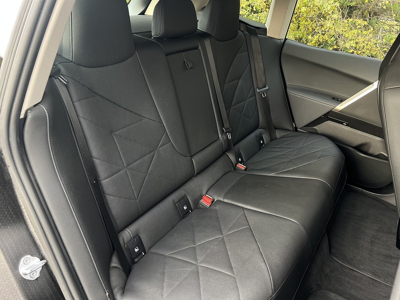 BMW iX 40 Sport - U11419