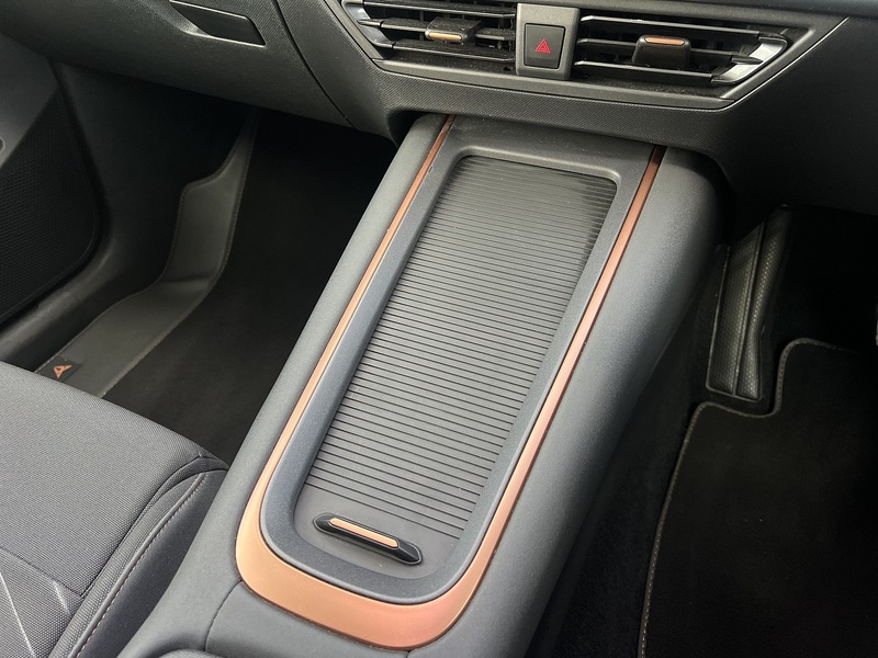 CUPRA Born V1 - U11421