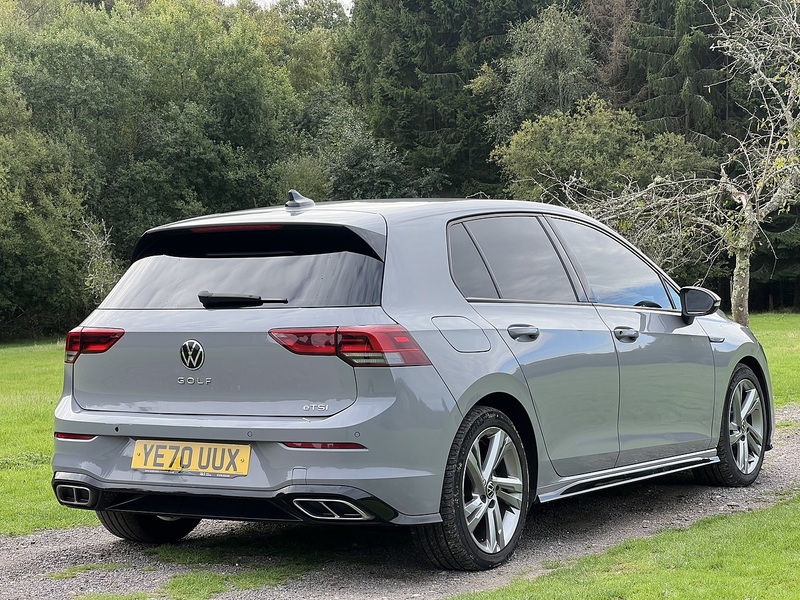 Volkswagen Golf eTSI MHEV R-Line - U11422