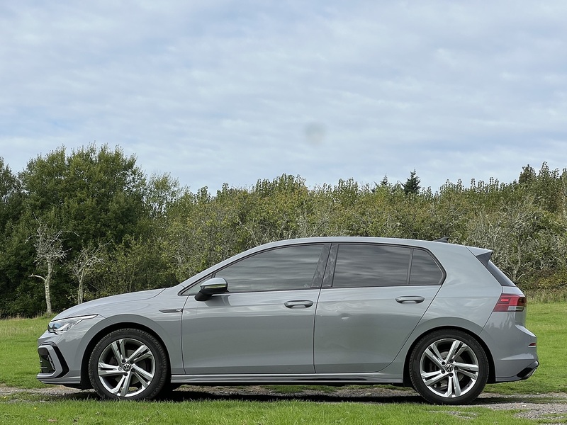 Volkswagen Golf eTSI MHEV R-Line - U11422