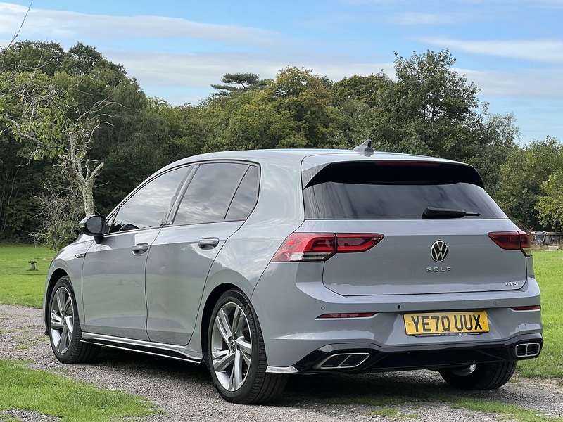 Volkswagen Golf eTSI MHEV R-Line - U11422