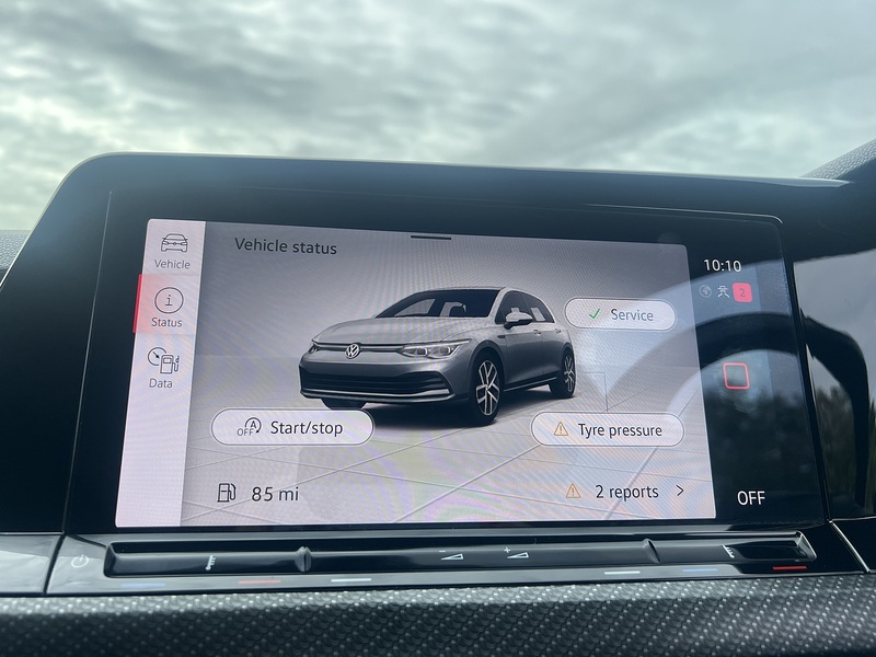 Volkswagen Golf eTSI MHEV R-Line - U11422