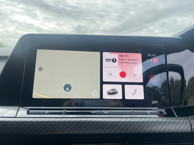 Volkswagen Golf eTSI MHEV R-Line - U11422