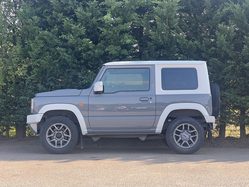 Suzuki Jimny  - U11424
