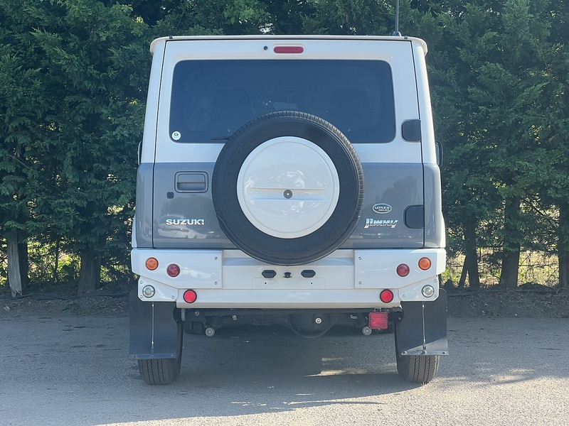 Suzuki Jimny  - U11424