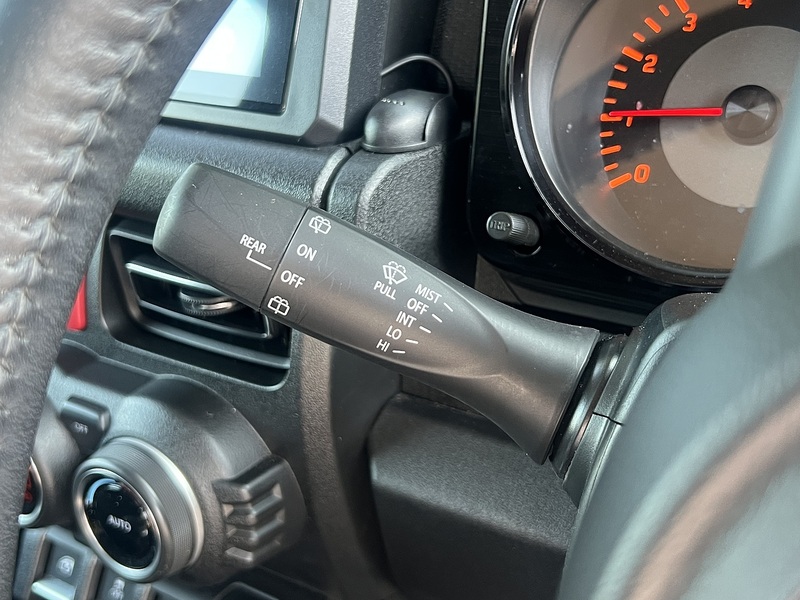 Suzuki Jimny  - U11424