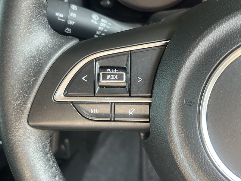 Suzuki Jimny  - U11424