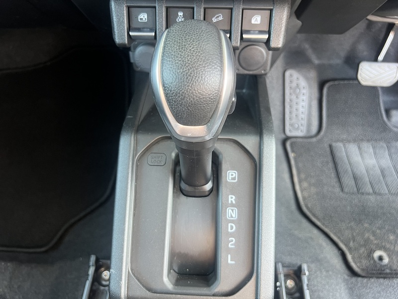 Suzuki Jimny  - U11424