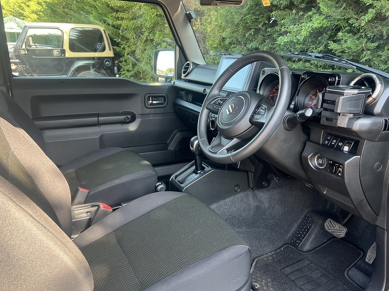 Suzuki Jimny  - U11424