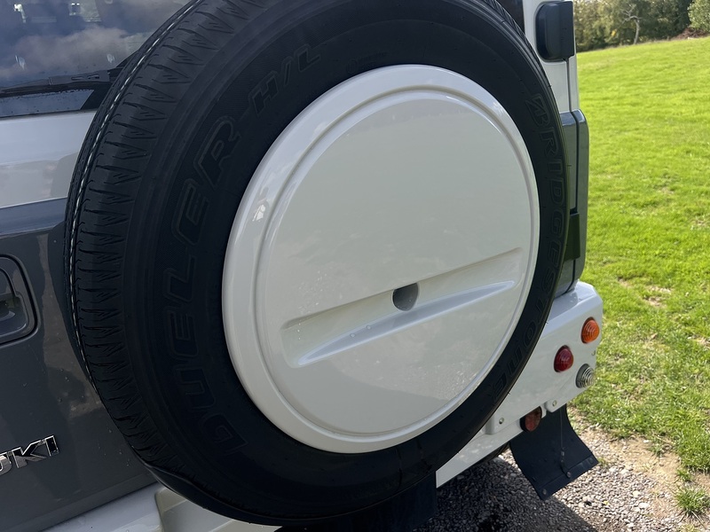 Suzuki Jimny  - U11424