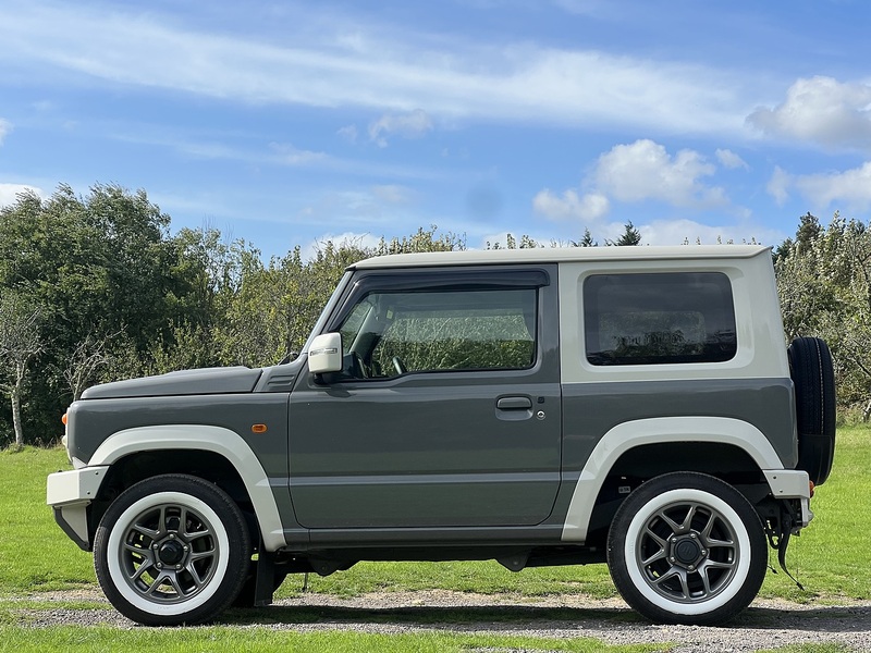 Suzuki Jimny  - U11424