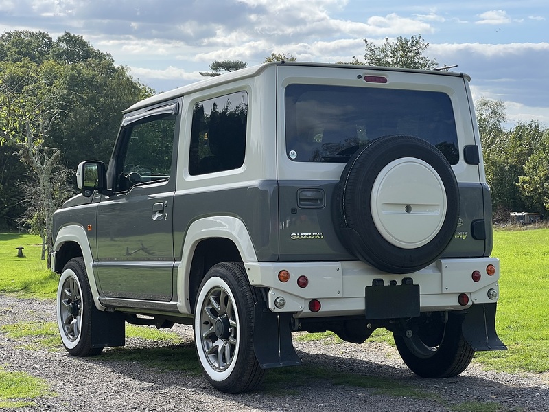 Suzuki Jimny  - U11424