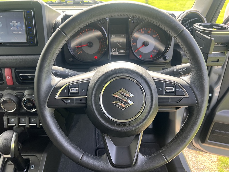 Suzuki Jimny  - U11424