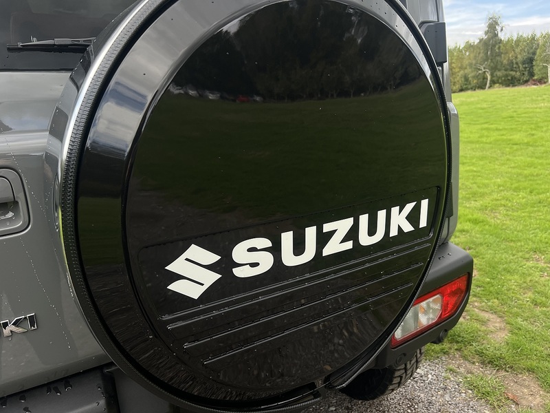 Suzuki Jimny  - U11426