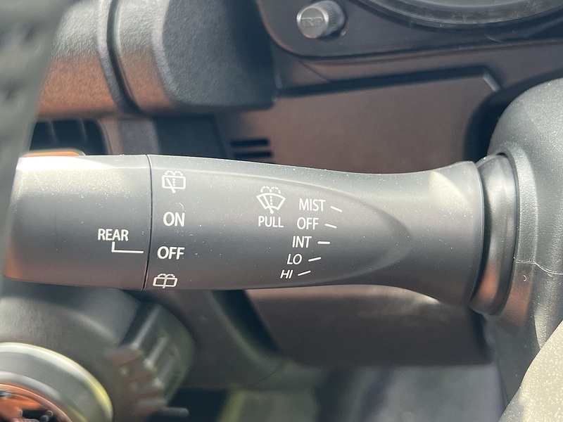 Suzuki Jimny  - U11426