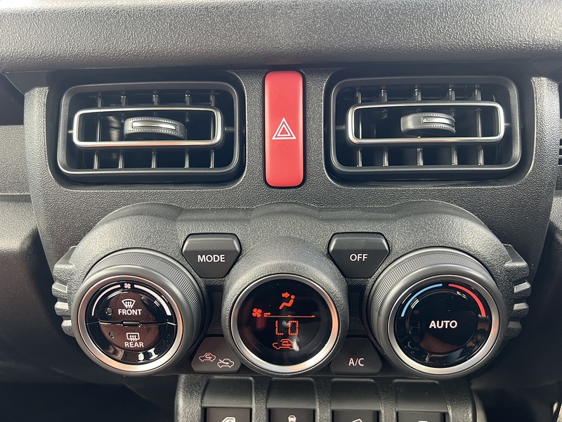 Suzuki Jimny  - U11426