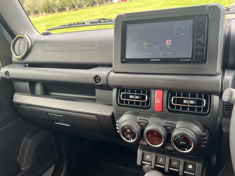 Suzuki Jimny  - U11426