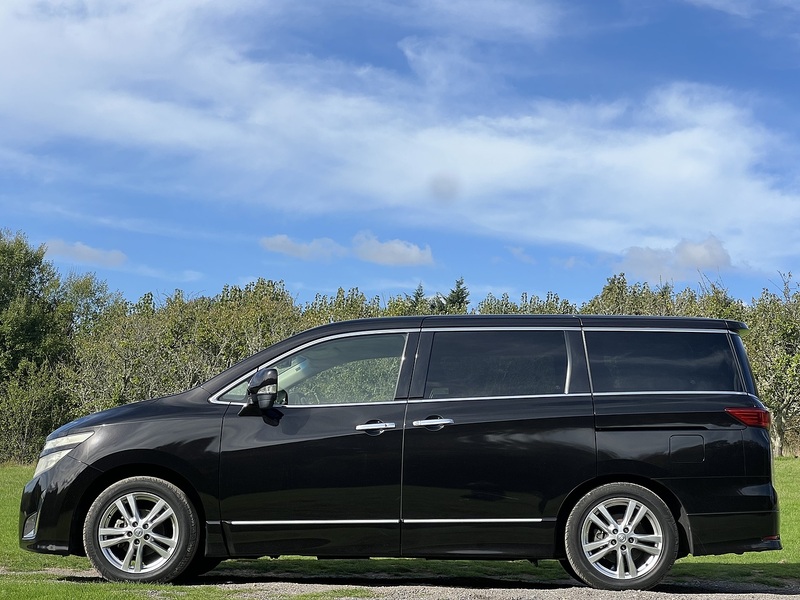 Nissan Elgrand Highway Star - U11431