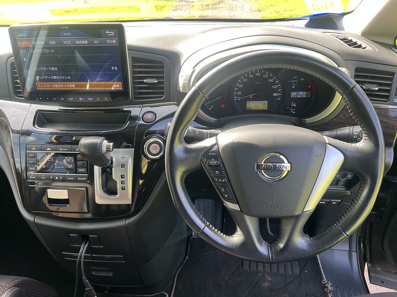 Nissan Elgrand Highway Star - U11431