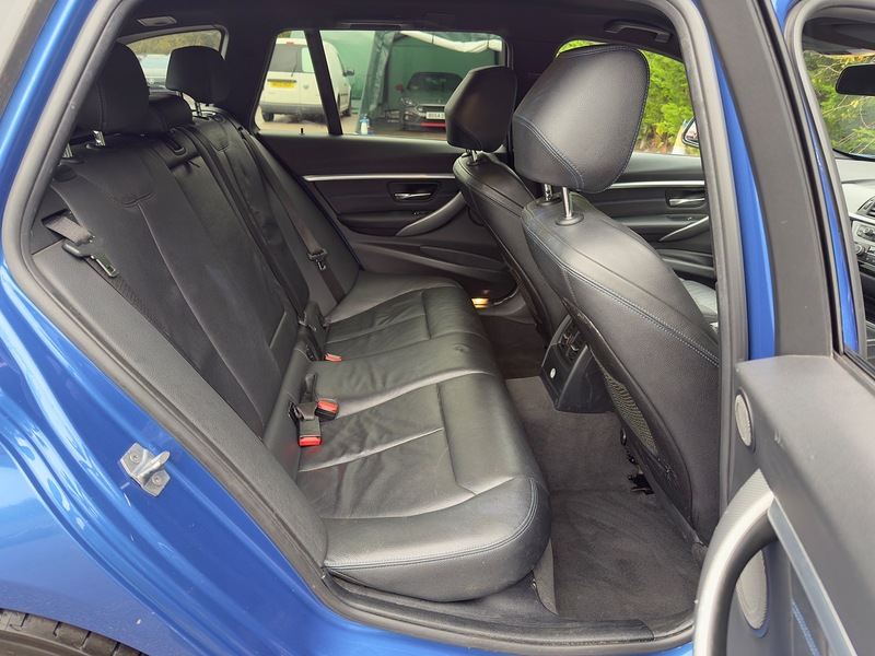 BMW 3 Series 320d M Sport Shadow Edition - U11433