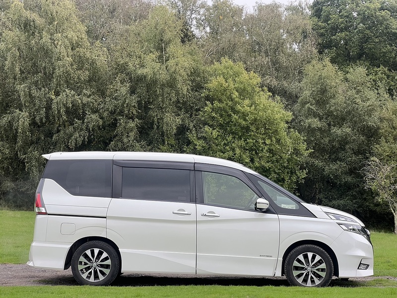 Nissan Serena Highway Star V - U11434