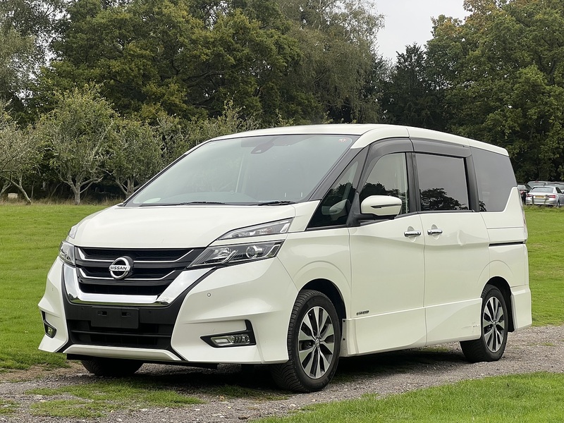 Nissan Serena Highway Star V - U11434
